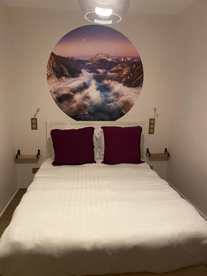 Hotel La Bonne Hotesse شامبون-سورلاك الغرفة الصورة