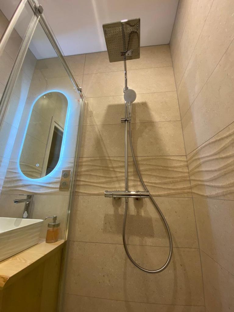 Hotel La Bonne Hotesse شامبون-سورلاك الغرفة الصورة